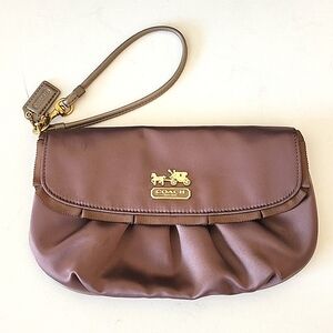 Coach SILK Clutch Purse Wristlet Taupe Gold